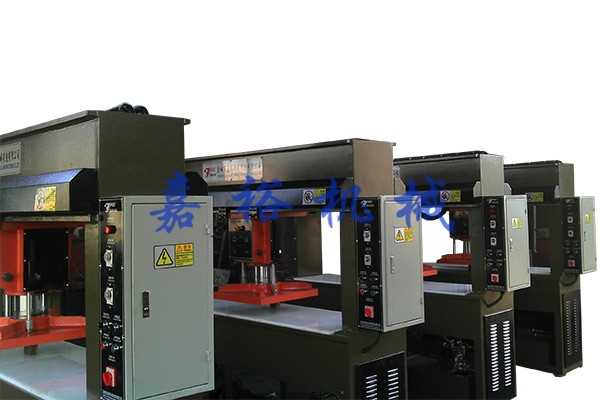 液壓龍門式裁斷機：工業製造中的利器